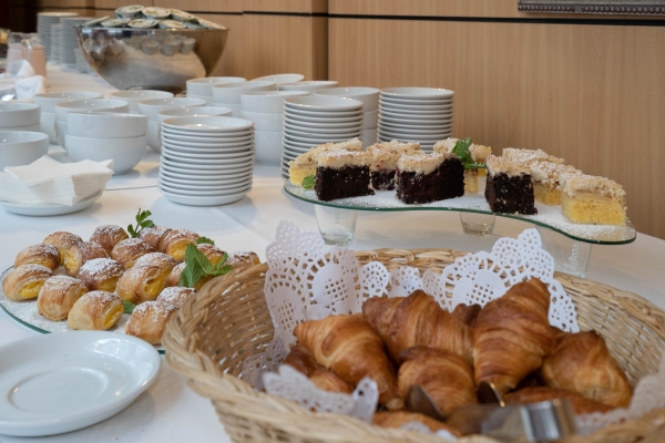 Hotel Conti (Vilnius)
